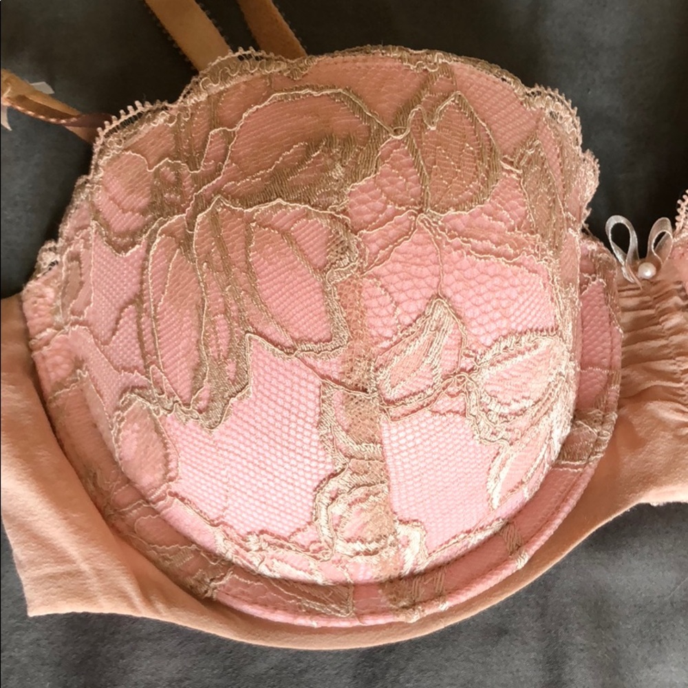 Bra - Picture 2 of 4